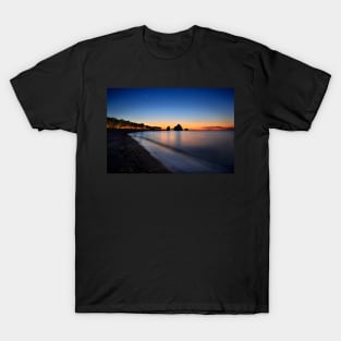 Night falling at Avlonas beach T-Shirt